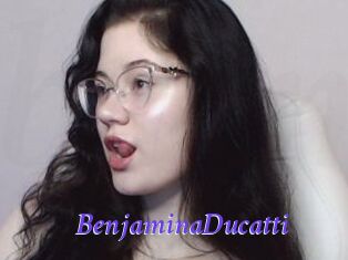 BenjaminaDucatti Bdsm gratuit