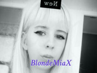 BlondeMiaX