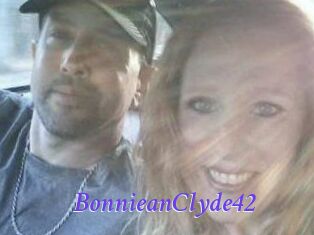 Bonnie_an_Clyde42 Bdsm gratuit