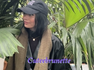 Cuteebrunette