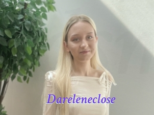 Dareleneclose