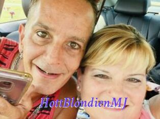 HottBlondienMJ