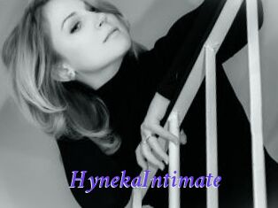 HynekaIntimate