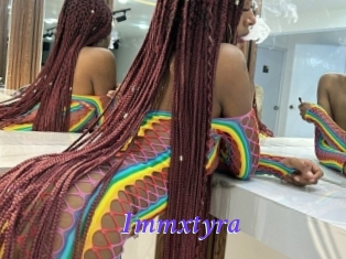immxtyra Bdsm gratuit