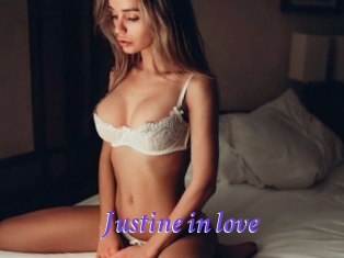 Justine_in_love