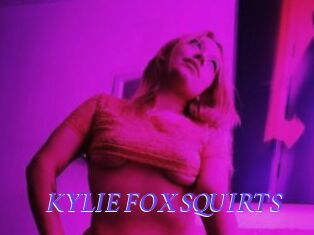 KYLIE_FOX_SQUIRTS