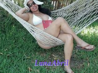 LunaAbril