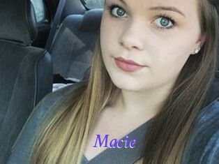 Macie Bdsm gratuit