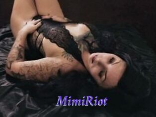 Mimi_Riot