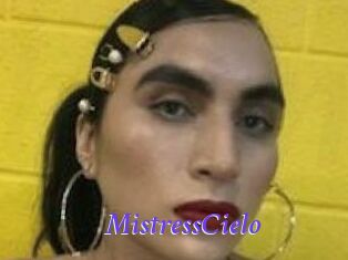 MistressCielo Bdsm gratuit
