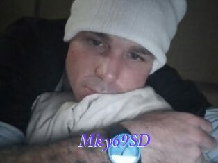 Mky69SD Bdsm gratuit