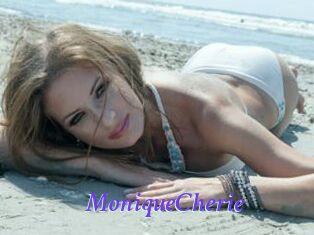 MoniqueCherie