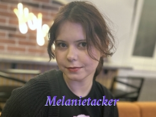 Melanietacker