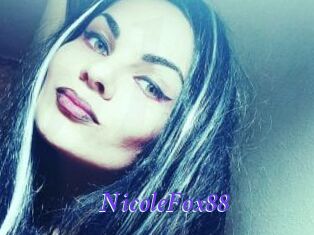 NicoleFox88 Bdsm gratuit