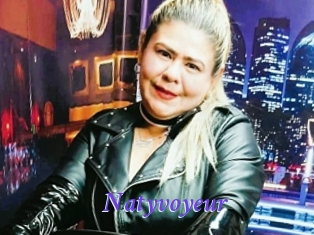 Natyvoyeur